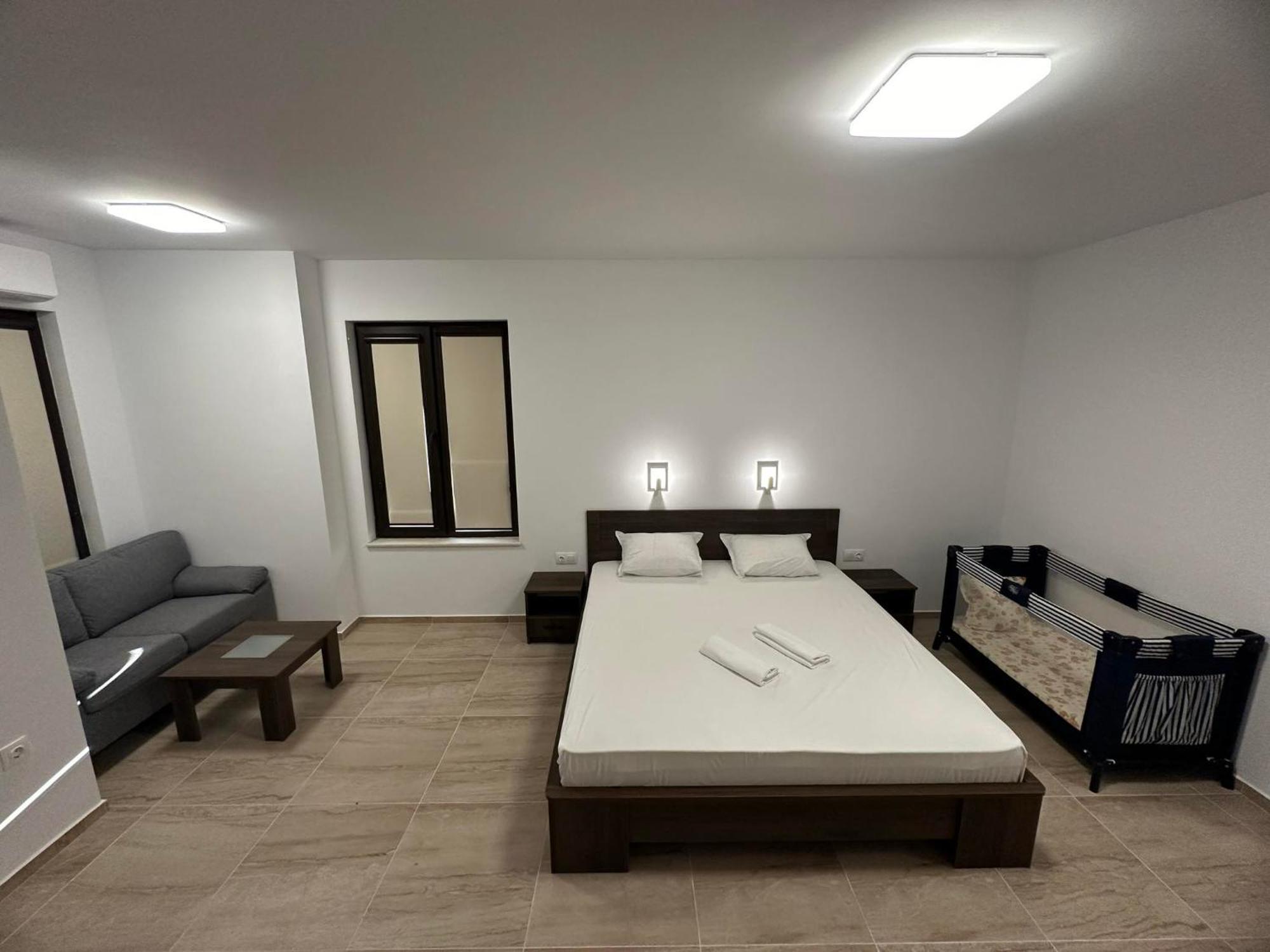 St George Apartcomplex シュコルピロフツ エクステリア 写真