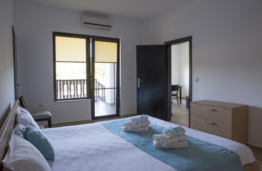 St George Apartcomplex シュコルピロフツ エクステリア 写真