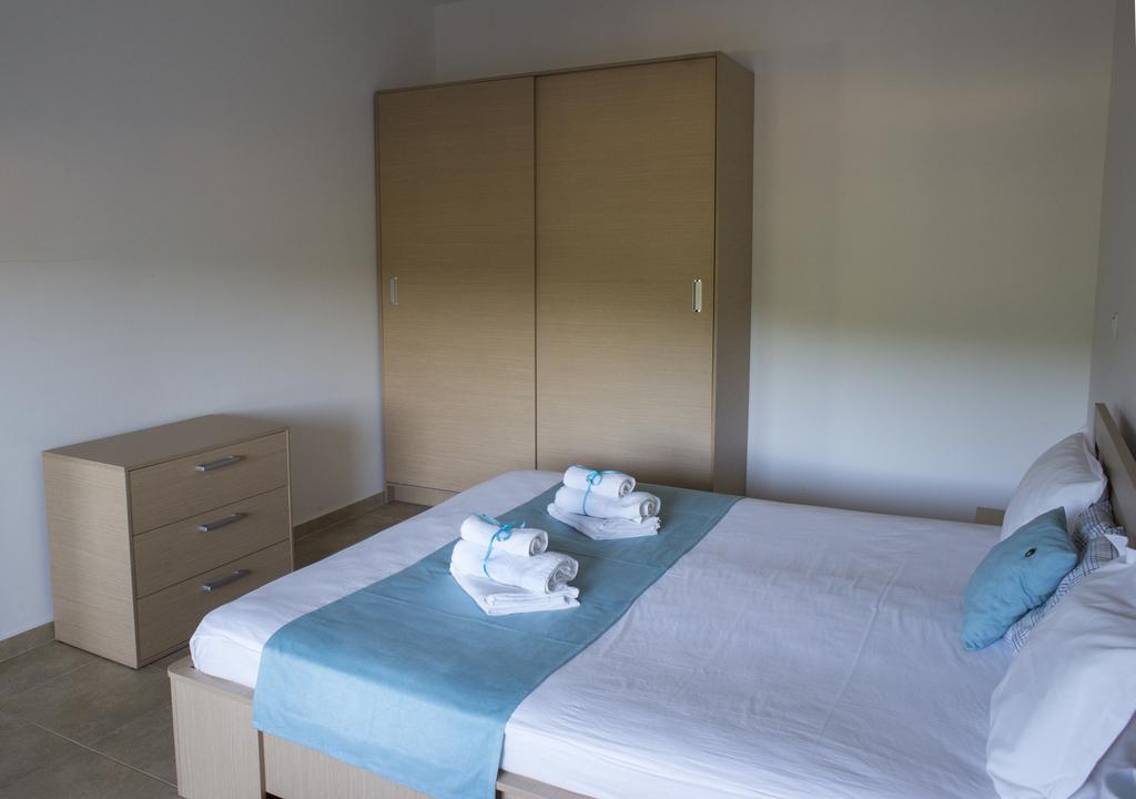 St George Apartcomplex シュコルピロフツ エクステリア 写真